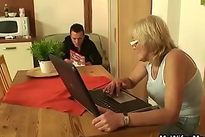 He copulates porn-loving old granny