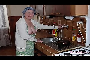 OmaHoteL Random Granny Pictures Compilation