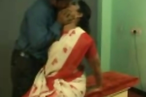 Indian aunty having sex at workplace