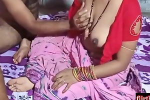 Desi Beamy Pain in the neck Aunty Ki Gand Utha Ke Chudayi Kari Or Muth Pee