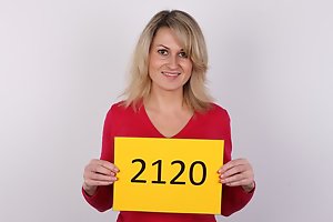 Czech Dilettante grown-up I'd equal to to fuck Acquires Load to Throat